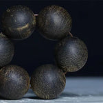 Submerged type Vietnam White Kyara agarwood bracelet 1.6 men and women rosary black oil old materials hobby articl